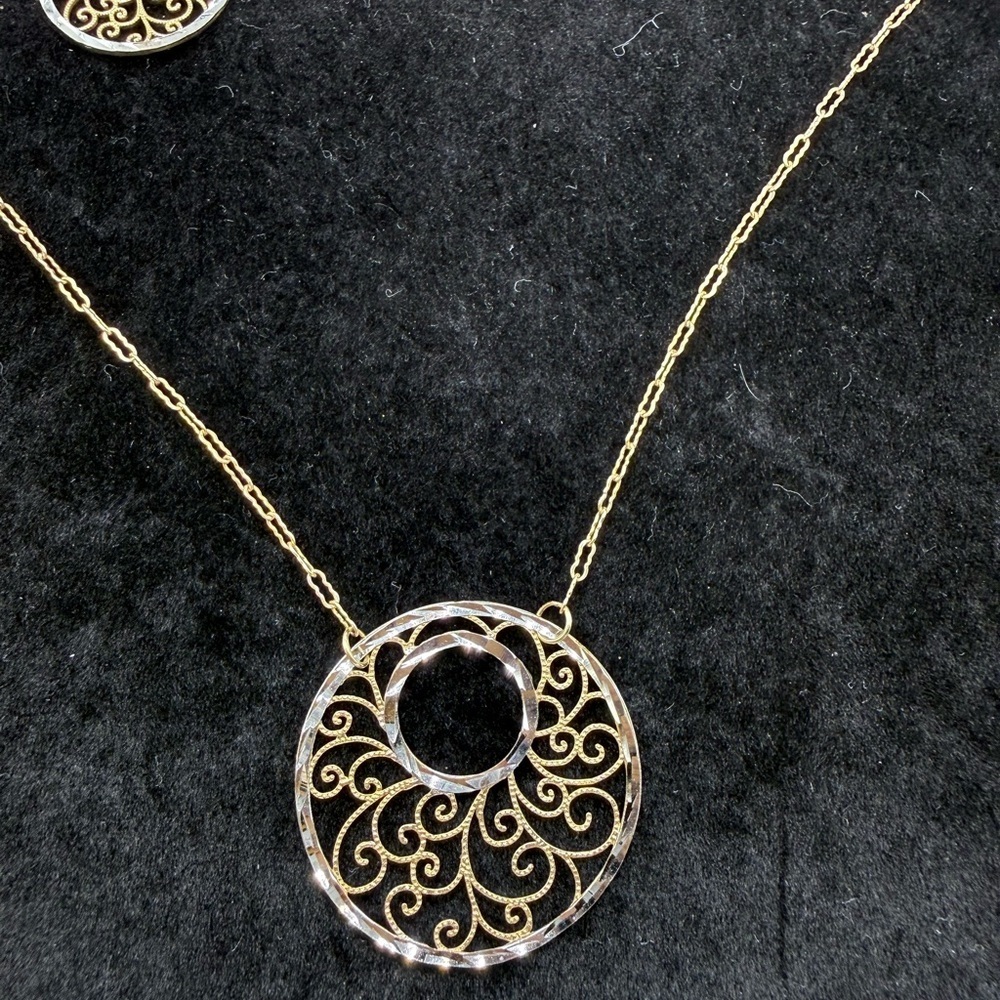 10K Two-Tone Gold Filigree Necklace & Earrings Set 3.83g - Picture 3 of 7